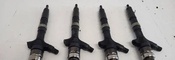 Toyota Avensis T250 LP gas injectors set 
