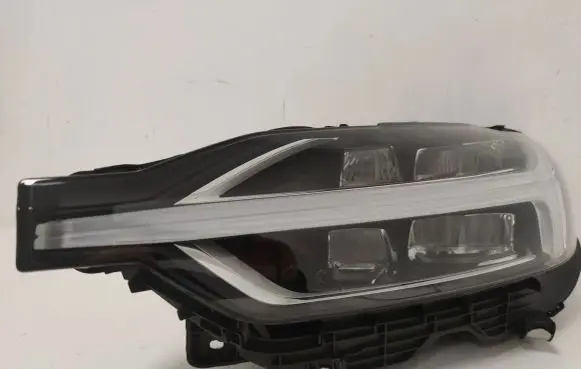 Volvo XC60 Headlight/headlamp 32133544 T4UVB