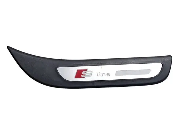 Audi Q5 SQ5 Rear sill trim cover 8R0853376A 8R0853376C