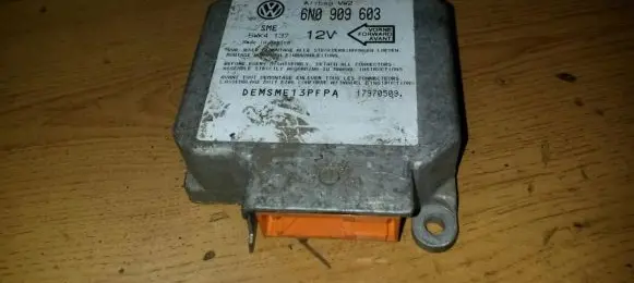 Volkswagen PASSAT B4 Airbag control unit/module 6N0909603 5WK4137