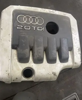 Audi A3 S3 8P Engine cover (trim)