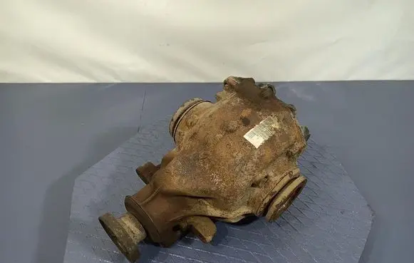 BMW 3 E46 Rear differential 1428917