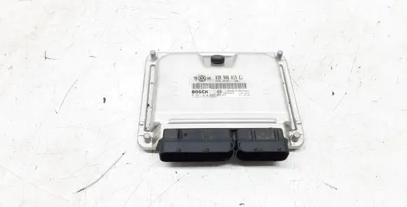 Volkswagen PASSAT B5.5 Engine control unit/module 038906019EJ 0281010665