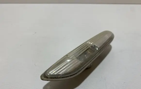 BMW 5 E60 E61 Front fender indicator light 165741