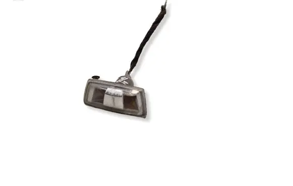 Opel Zafira B Front fender indicator light 13252455
