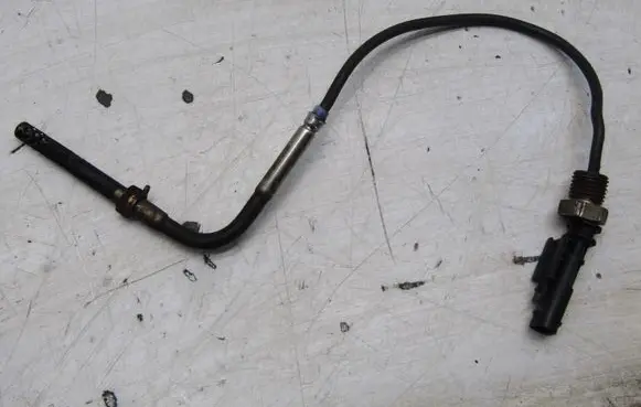Jeep Renegade Exhaust gas temperature sensor 15110852