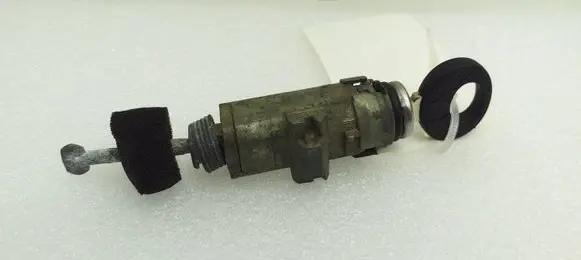 Mercedes-Benz CL C215 Front door lock (next to the handle) 