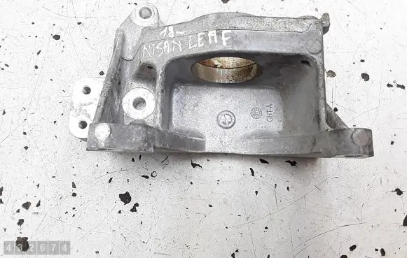 Nissan Leaf II (ZE1) Engine mount bracket 180121a332