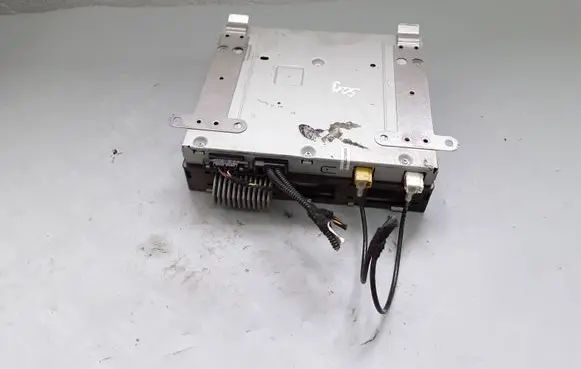 Audi A8 S8 D3 4E Radio/CD/DVD/GPS head unit 4E0035541E 4E0910541F 57529902