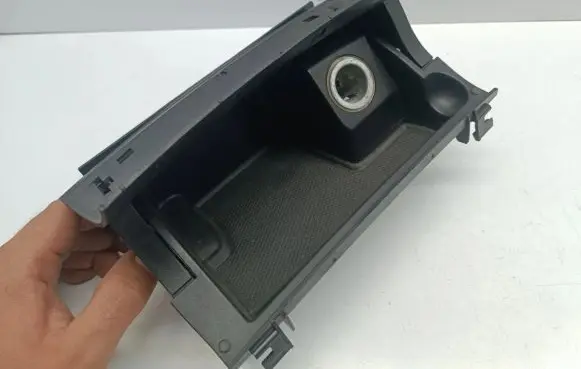Mercedes-Benz E W211 Car ashtray A2118101330 2118101330
