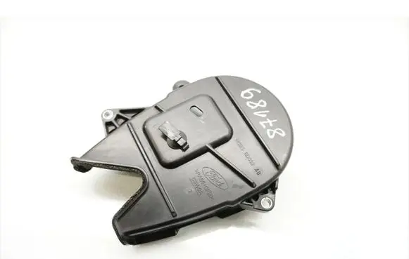 Ford Focus Timing belt guard (cover) H6BG6D082AB