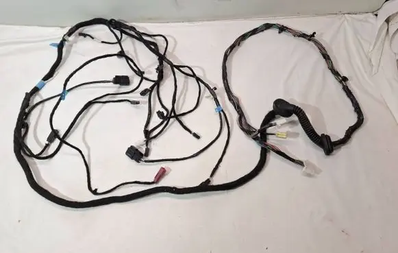 Tesla Model S Rear door wiring loom 1004428 YV0761506000166