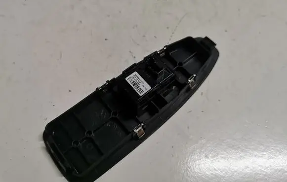 BMW X1 F48 F49 Electric window control switch 9208107