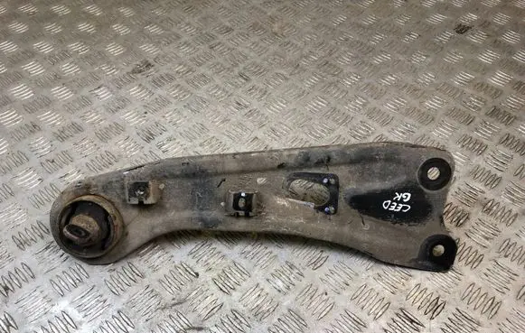 KIA Ceed Rear upper control arm/wishbone 55270G4AA0