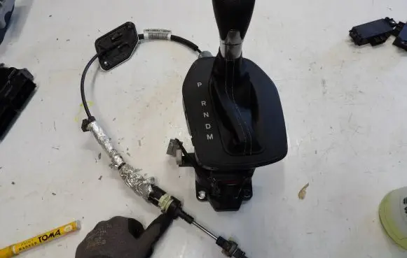 Ford Puma Gear selector M1TP7K004
