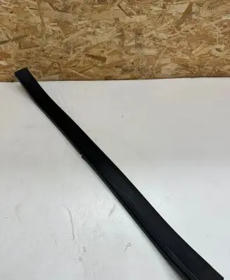 BMW X5 G05 Engine compartment rubber 7418184