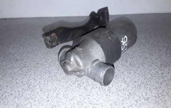 BMW 5 E34 Idle control valve (regulator) 1744713