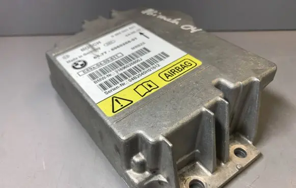 BMW 1 E81 E87 Airbag control unit/module 6960268 0285001531 31696026800J