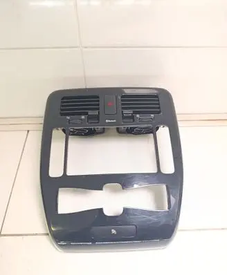Radio/GPS head unit trim