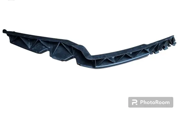 Skoda Octavia Mk2 (1Z) Front bumper mounting bracket 1Z0807184B