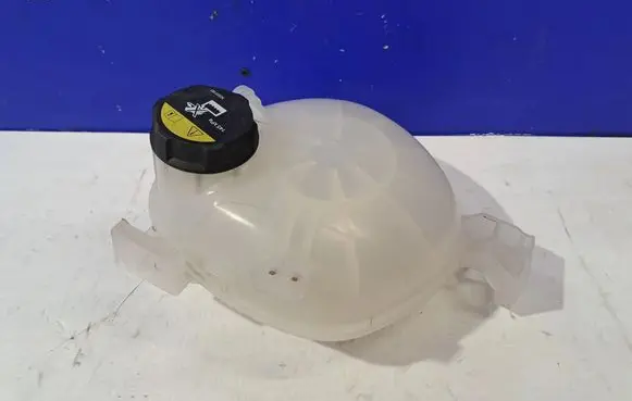 Polestar 2 Coolant expansion tank/reservoir 32138752