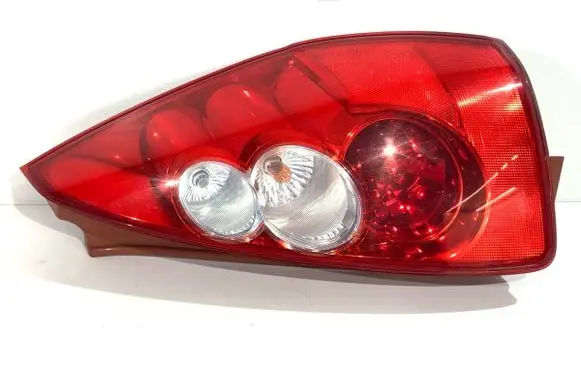 Mazda 5 Rear/tail lights C23551150