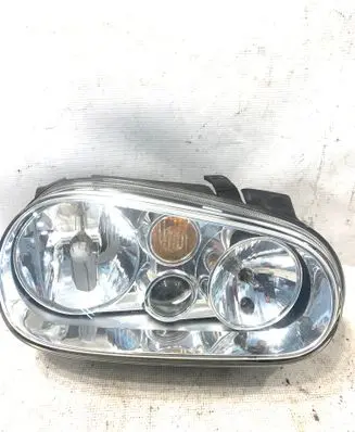 Volkswagen Golf IV Headlight/headlamp 67736940