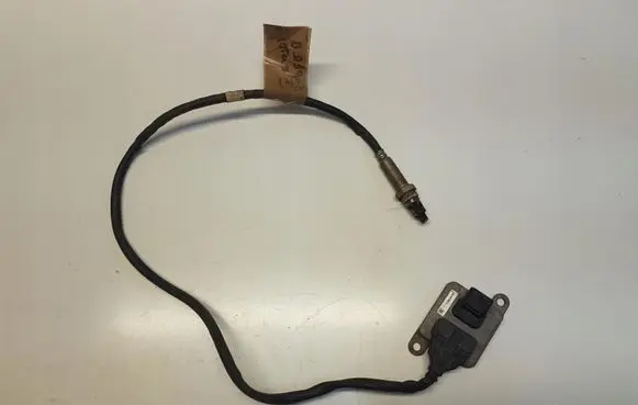 Skoda Superb B8 (3V) Lambda probe sensor 04L907805E