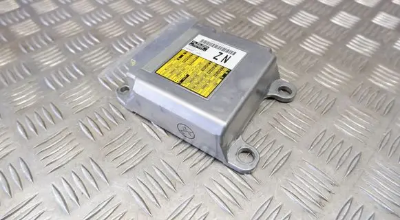 Lexus GS 250 350 300H 450H Airbag control unit/module 8917030C10