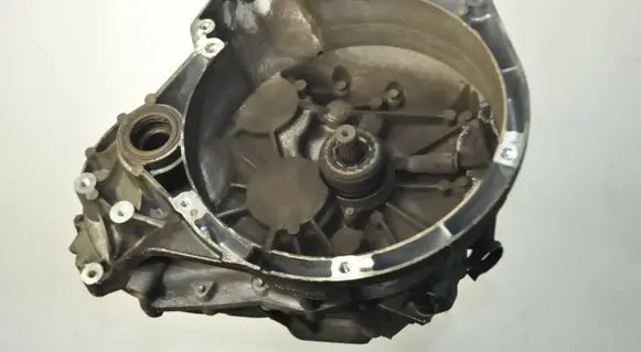 Ford C-MAX II Manual 6 speed gearbox AV6R7002GJ