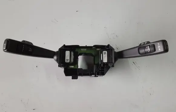 Volvo V40 Indicator stalk 31394001 31394007