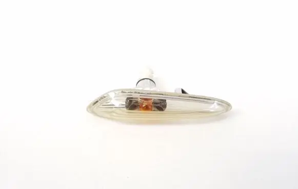 BMW X3 E83 Front fender indicator light 3418447