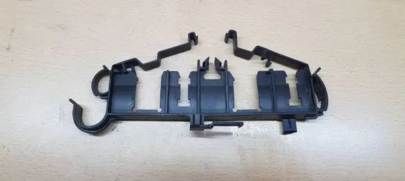 Porsche Macan (95B) other engine part 95B971845A