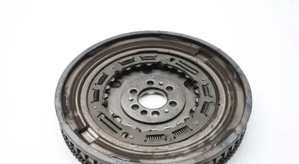 Renault Captur Dual mass flywheel 123105323R