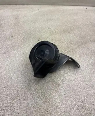 BMW 6 F12 F13 Horn signal 7284482 6033FB2202