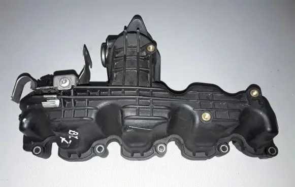 Volkswagen PASSAT B7 Intake manifold 03L129711
