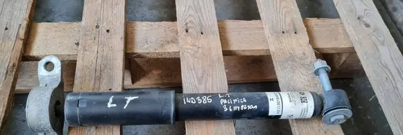 Rear shock absorber/damper