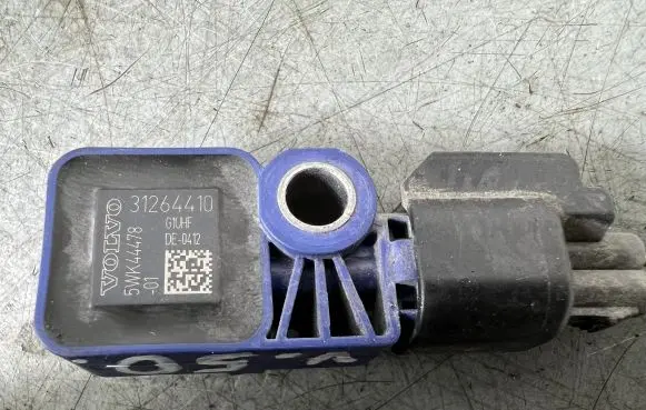 Volvo V50 Airbag deployment crash/impact sensor 31264410