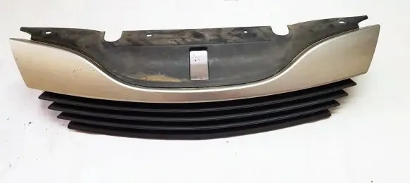 Renault Laguna II Front grill 8200390126