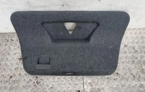 Audi A4 S4 B7 8E 8H Tailgate trim 8H0867975