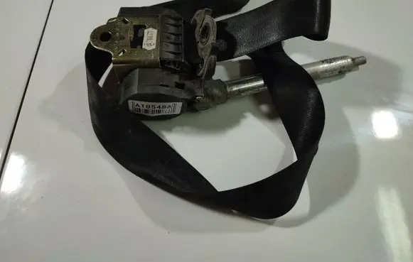 Audi A6 S6 C4 4A Front seatbelt 040062