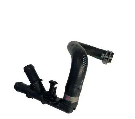 Ford Bronco Engine coolant pipe/hose LX6118K579AAE