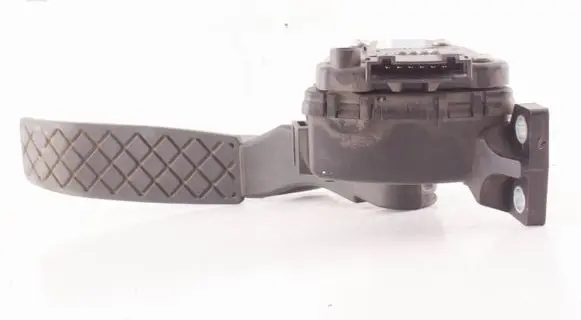 Volkswagen Touareg I Accelerator throttle pedal 7L6723507A