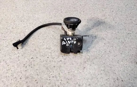 Fiat Punto (188) Tailgate/trunk/boot lock/catch/latch