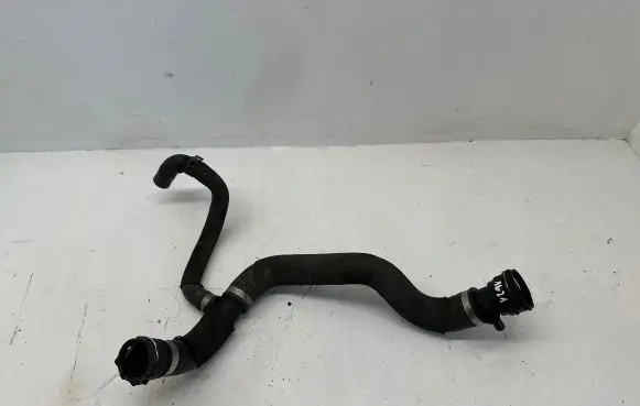Audi A6 S6 C6 4F Engine coolant pipe/hose