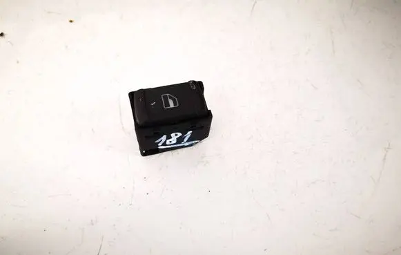 Volkswagen Golf IV Electric window control switch 3B0959855B