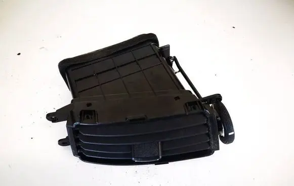 Hyundai i30 Dashboard side air vent grill/cover trim 974202r000 97420-2r000