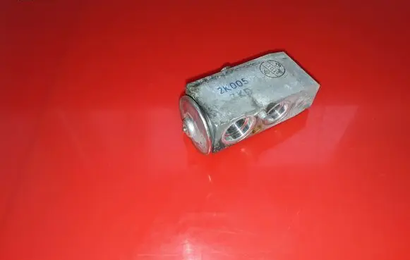 Nissan Murano Z51 Air conditioning (A/C) expansion valve 2K005 2K0057KD