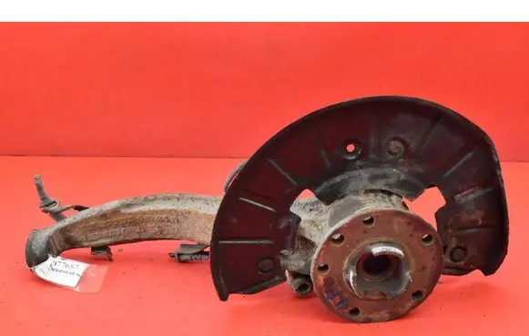 Audi Q7 4L Front wheel hub spindle knuckle 7L0407257A