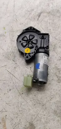 Volkswagen PASSAT B8 Sunroof motor/actuator 3G9877795D 0390200115 729716511